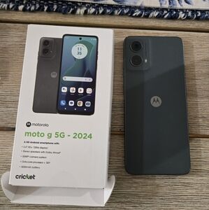 Motorola G 5G 2024 128GB (carrier: cricket)